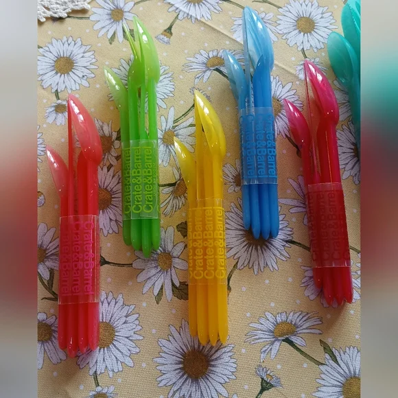 Crate & Barrel Colorful Outdoor Utensil Set - Picture 2 of 11